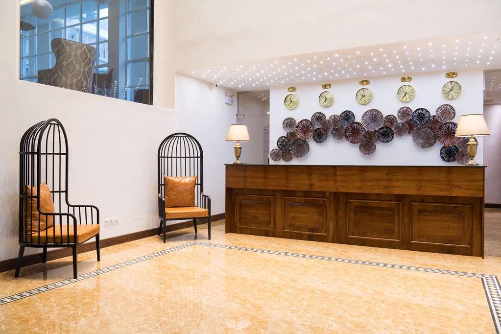 Готель The Golden Ridge 5*